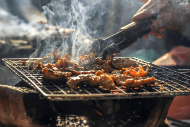 Smoking barbecue