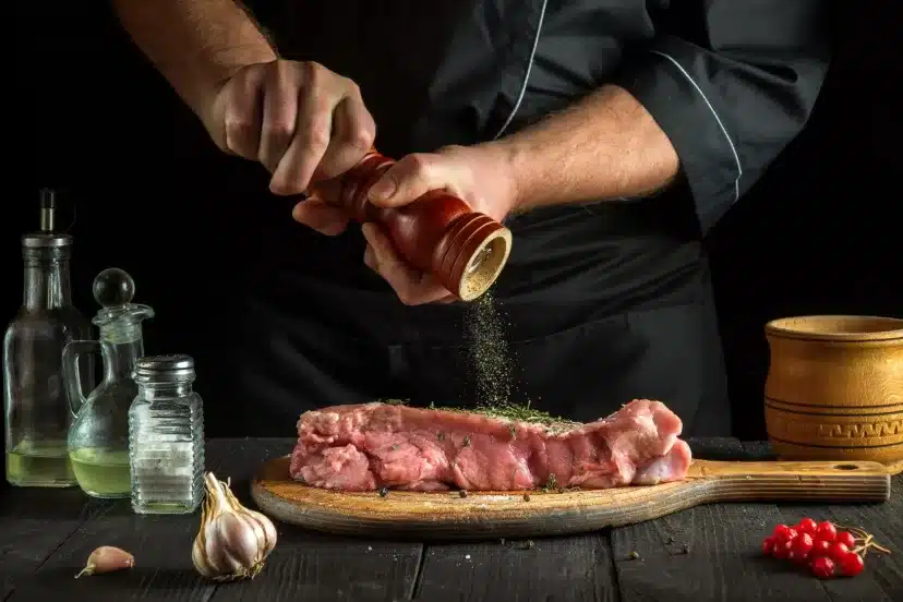 how long to rest steak before cooking